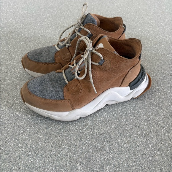 Sorel Shoes - Sorel Women's Kinetic RNEGD Caribou Boot size 8